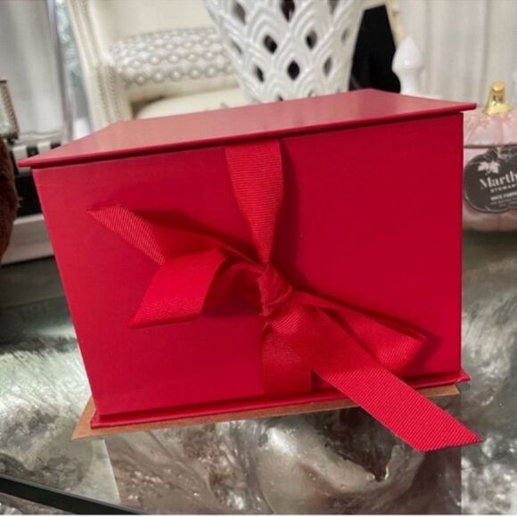 NEW Gift Box with Fill (Solid Red) for Christmas, Birthdays - Picture 6 of 12